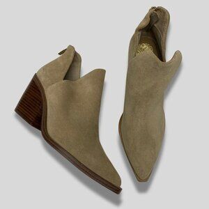 VINCE CAMUTO Gigietta Suede Bootie Size 9